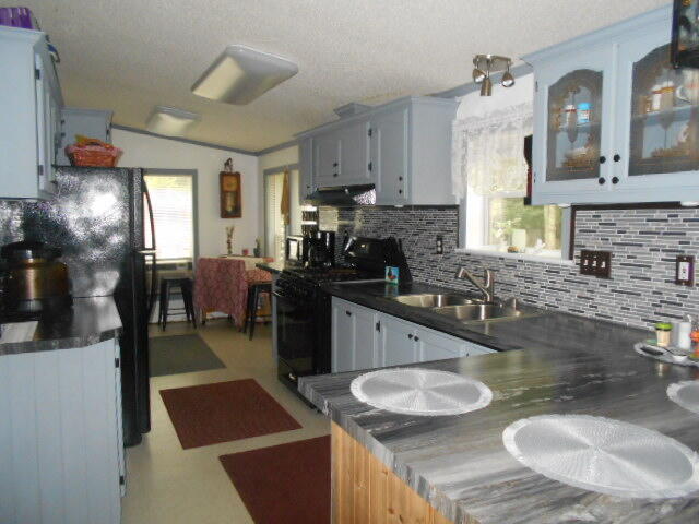 6586 Ridge Road Pentwater, MI 49449 - Photo 9 of 27 DSCN8465