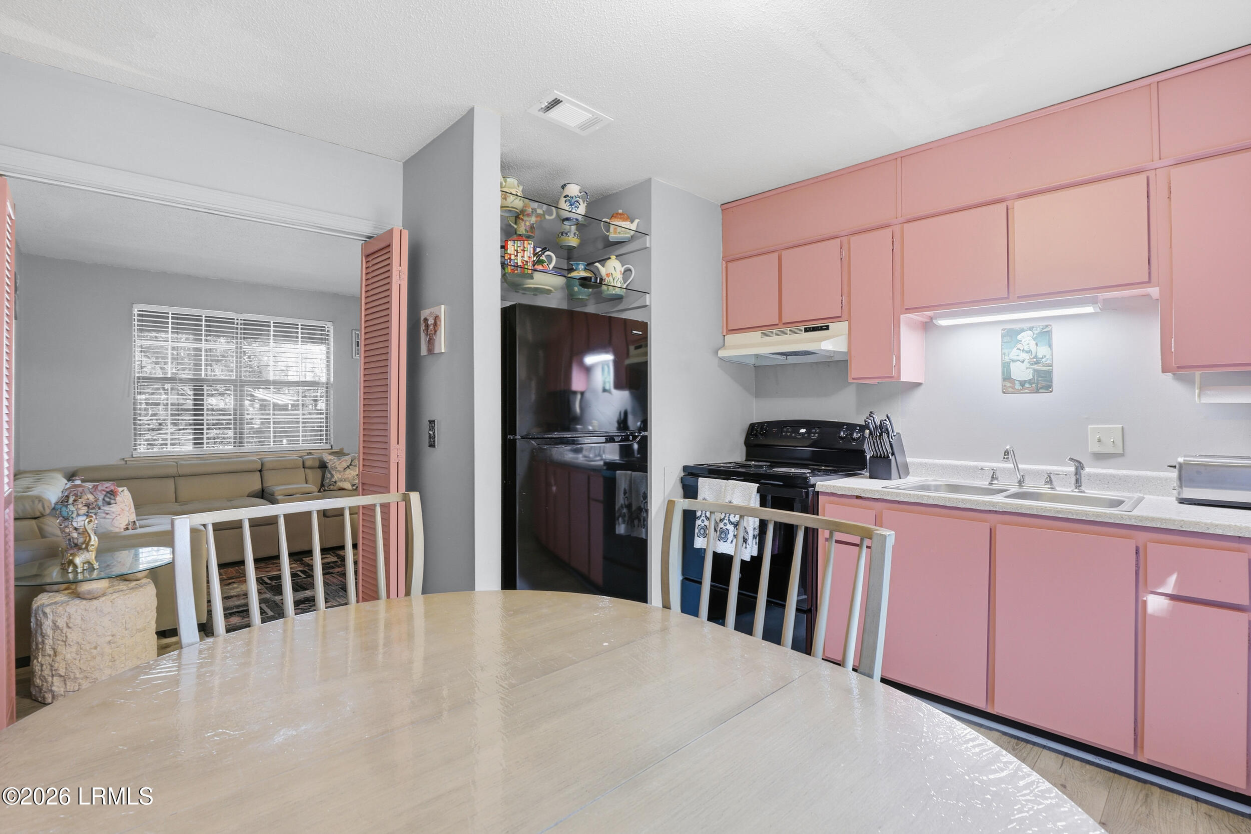 6 Point Comfort Road, Unit 5A Hilton Head Island, SC 29928 - Photo 7 of 25 7_007_1x2a9105