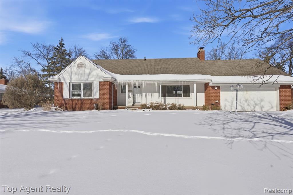 32306 Baintree Road Farmington Hills, MI 48334 - Photo 2 of 42