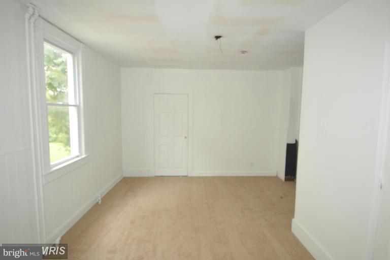 5009 Harford Road Baltimore, MD 21214 - Photo 5 of 14 Interior (General)