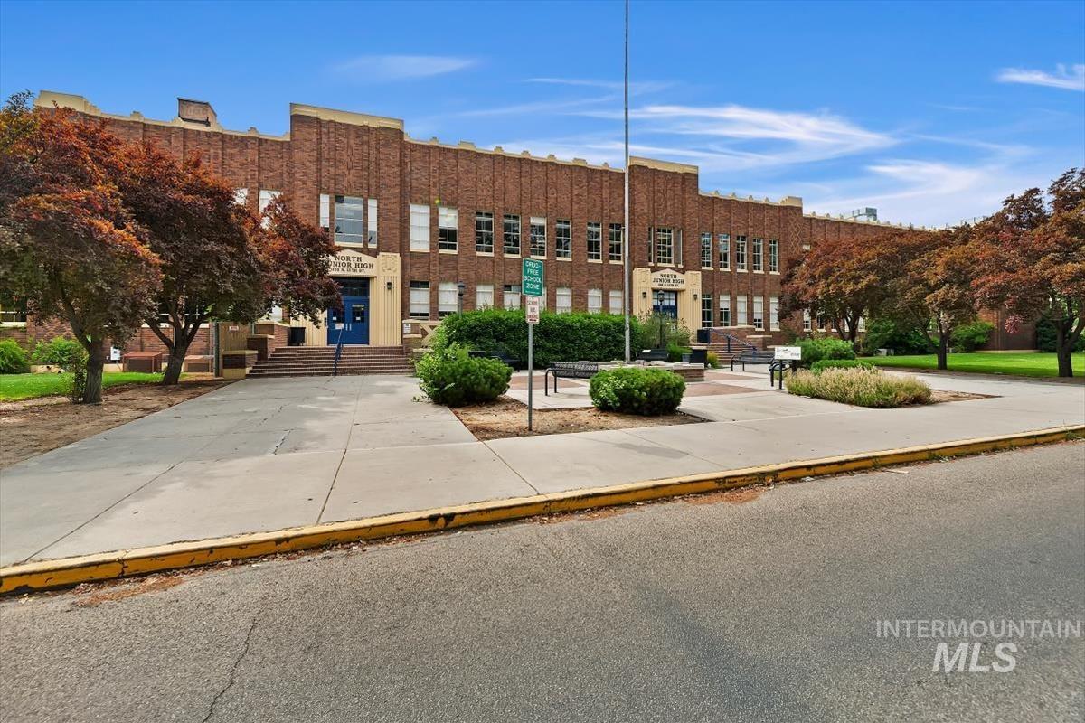 709 East Braemere Road Boise, ID 83702 - Photo 49 of 50 Brick facade building with multiple windows and a central entrance