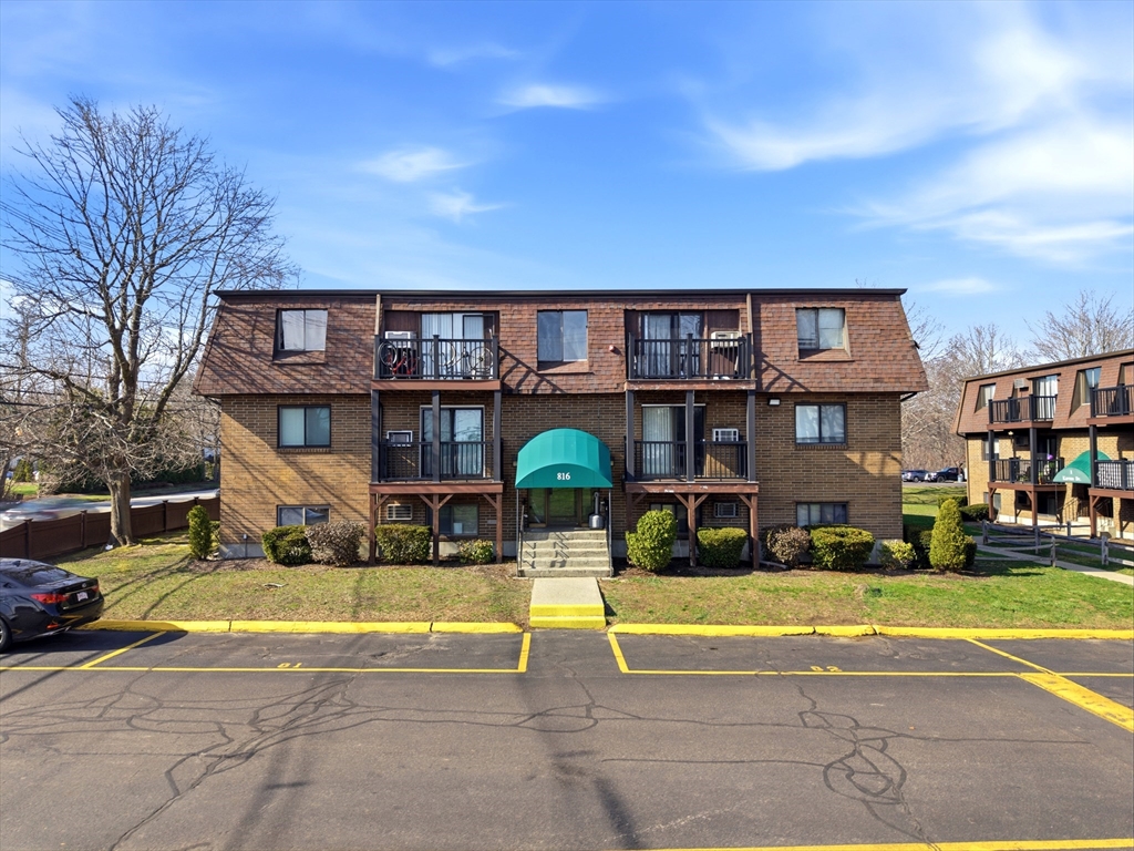 816 County Street, Unit 11 Taunton, MA 02780 - Photo 1 of 6