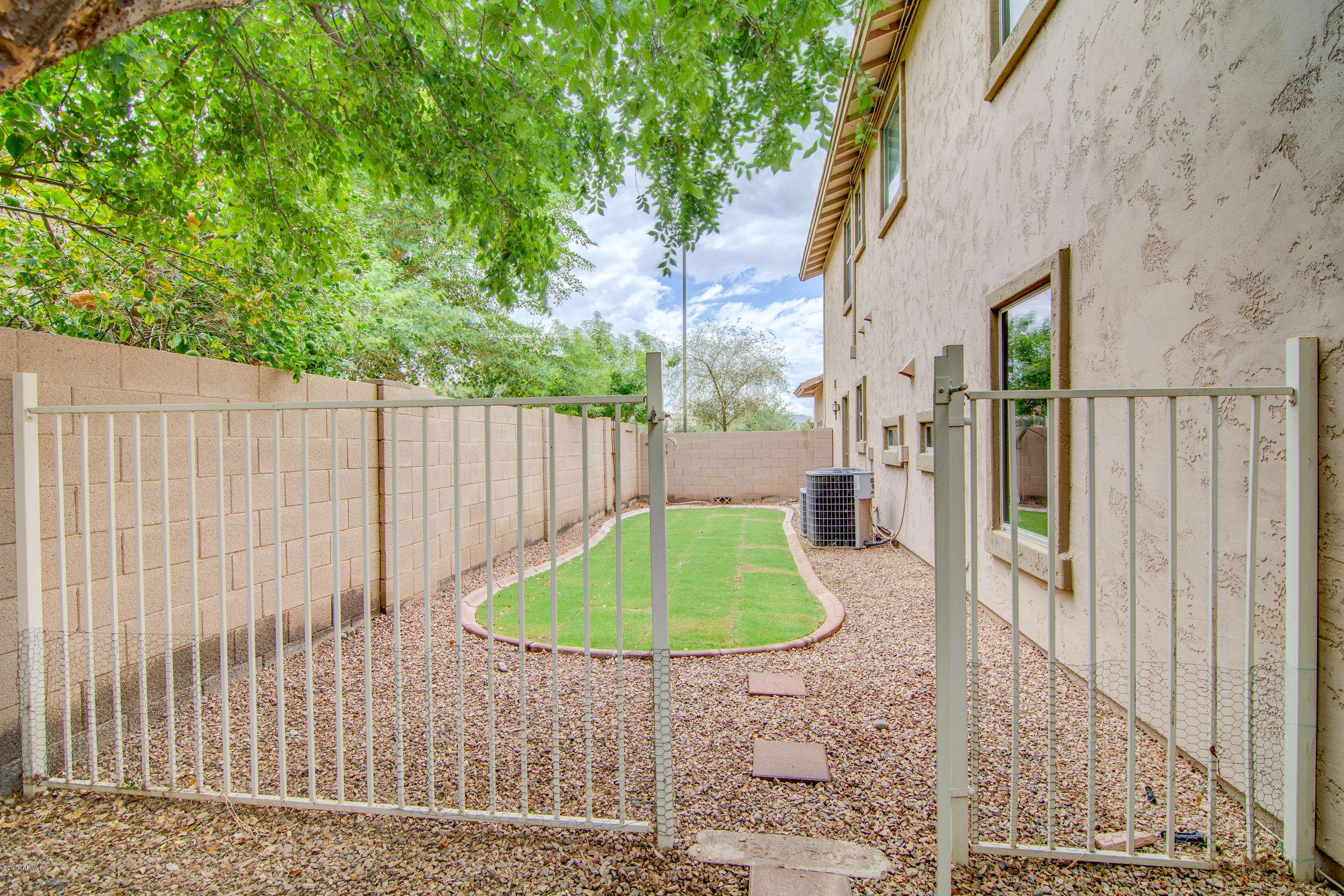 4630 East Ruffian Road Gilbert, AZ 85297 - Photo 20 of 31 Great Play Area or Dog Run