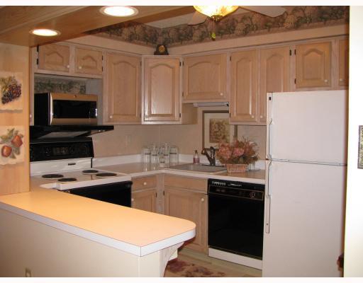 2160 Greentree Road, Unit 103W Pittsburgh, PA 15220 - Photo 3 of 14 Kitchen. Beautifully updated and opened kitchen. Plenty of cabinets and a breakfast bar for a quick bite. A walk-in pantry is nearby.