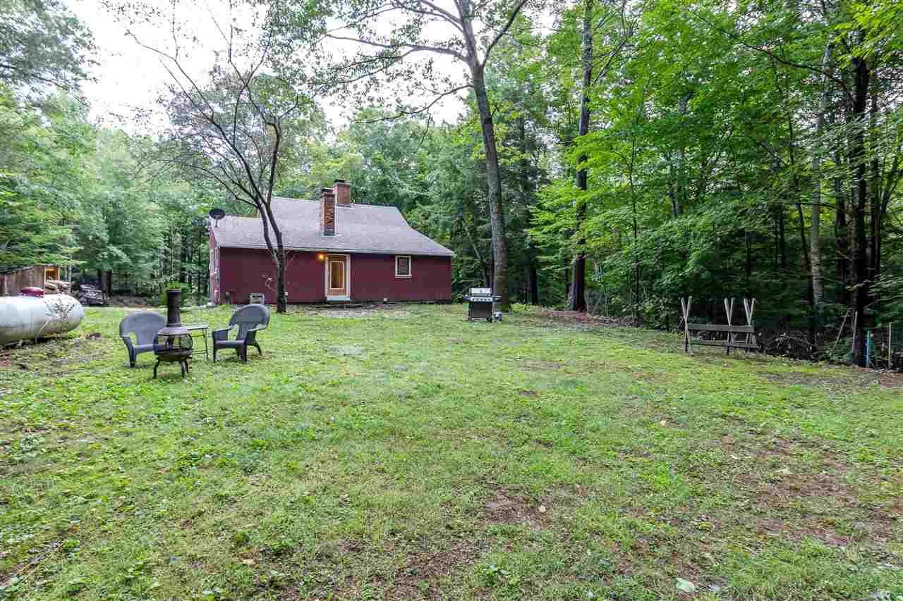 365 McCurdy Road New Boston, NH 03070 - Photo 15 of 30
