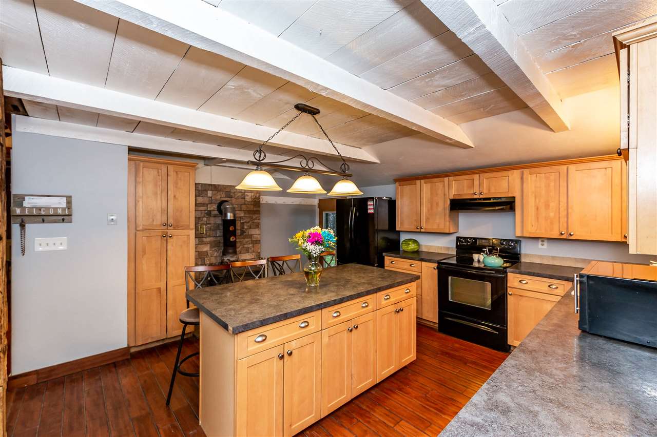 365 McCurdy Road New Boston, NH 03070 - Photo 4 of 30