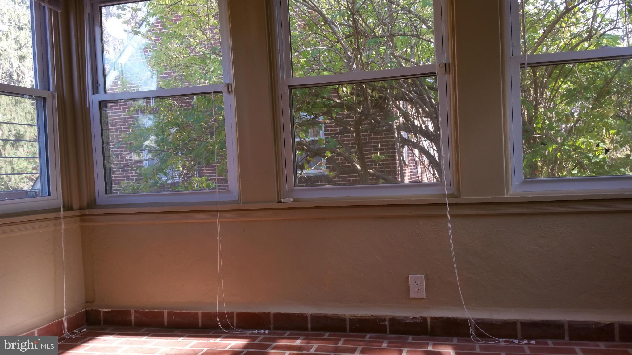 1919 Cedric Road Baltimore, MD 21216 - Photo 13 of 29 Kitchen/sunroom