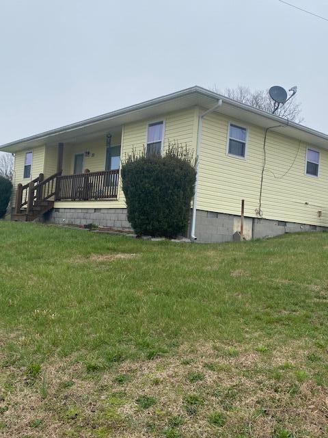 22 Pearl Harbor Lane Springfield, KY 40069 - Photo 4 of 40 IMG_4484
