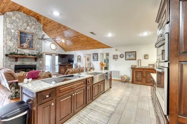 $749,000 | 2121 Die Bend Road, Murphy, NC 28906