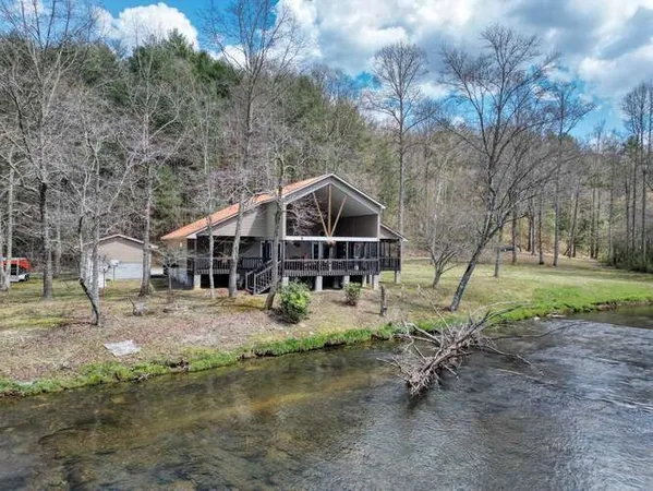 $749,000 | 2121 Die Bend Road, Murphy, NC 28906