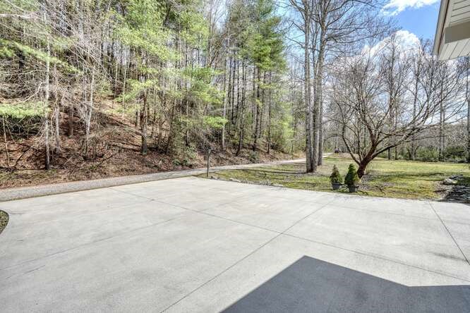 2121 Die Bend Road Murphy, NC 28906 - Photo 9 of 47 a view of outdoor space and yard