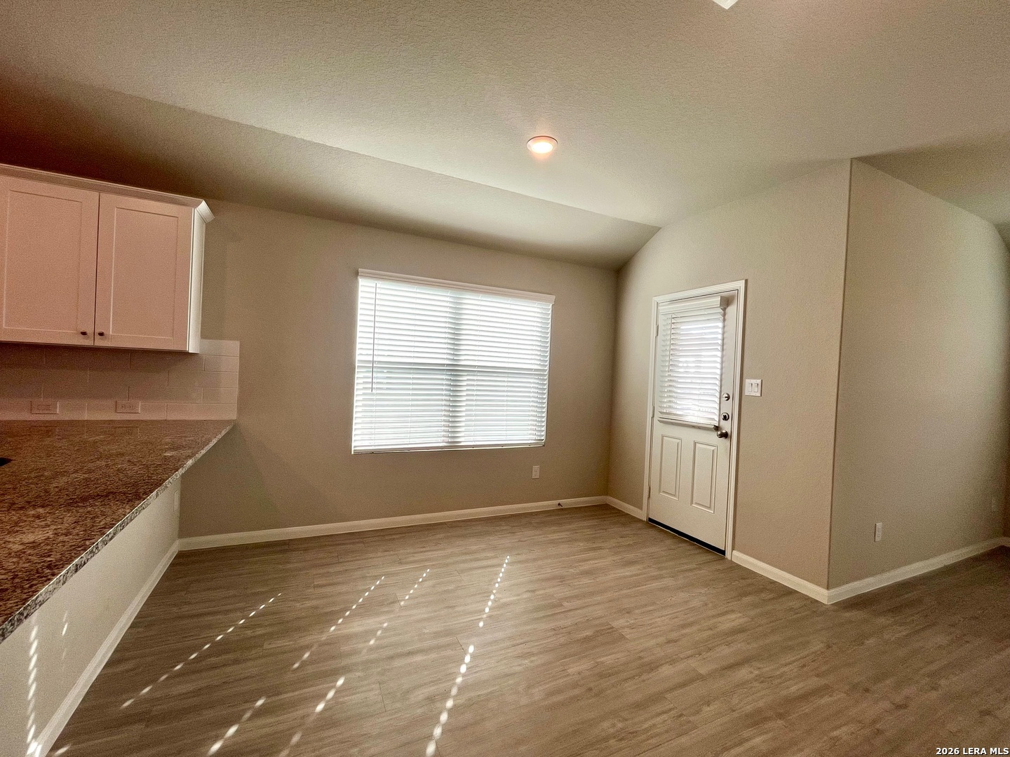 31573 Untrodden Way Bulverde, TX 78163 - Photo 8 of 42