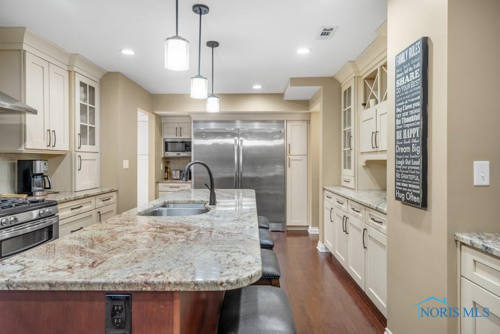 3766 Brookside Road Toledo, OH 43606 - Photo 11 of 37 Gallery Image 11