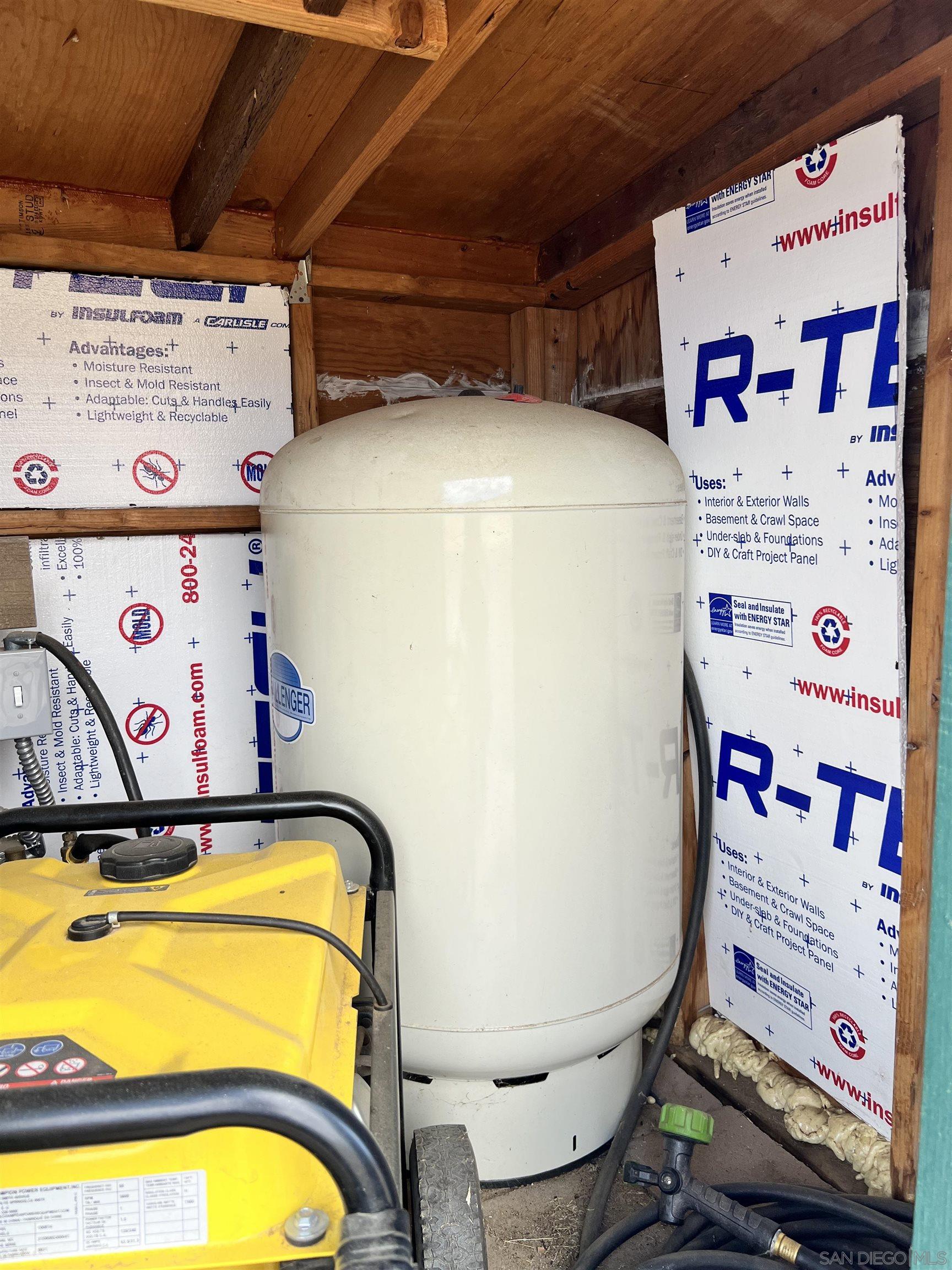 0 Great Southern Overland Stage Route Julian, CA 92036 - Photo 7 of 21 a utility room with dryer and washer