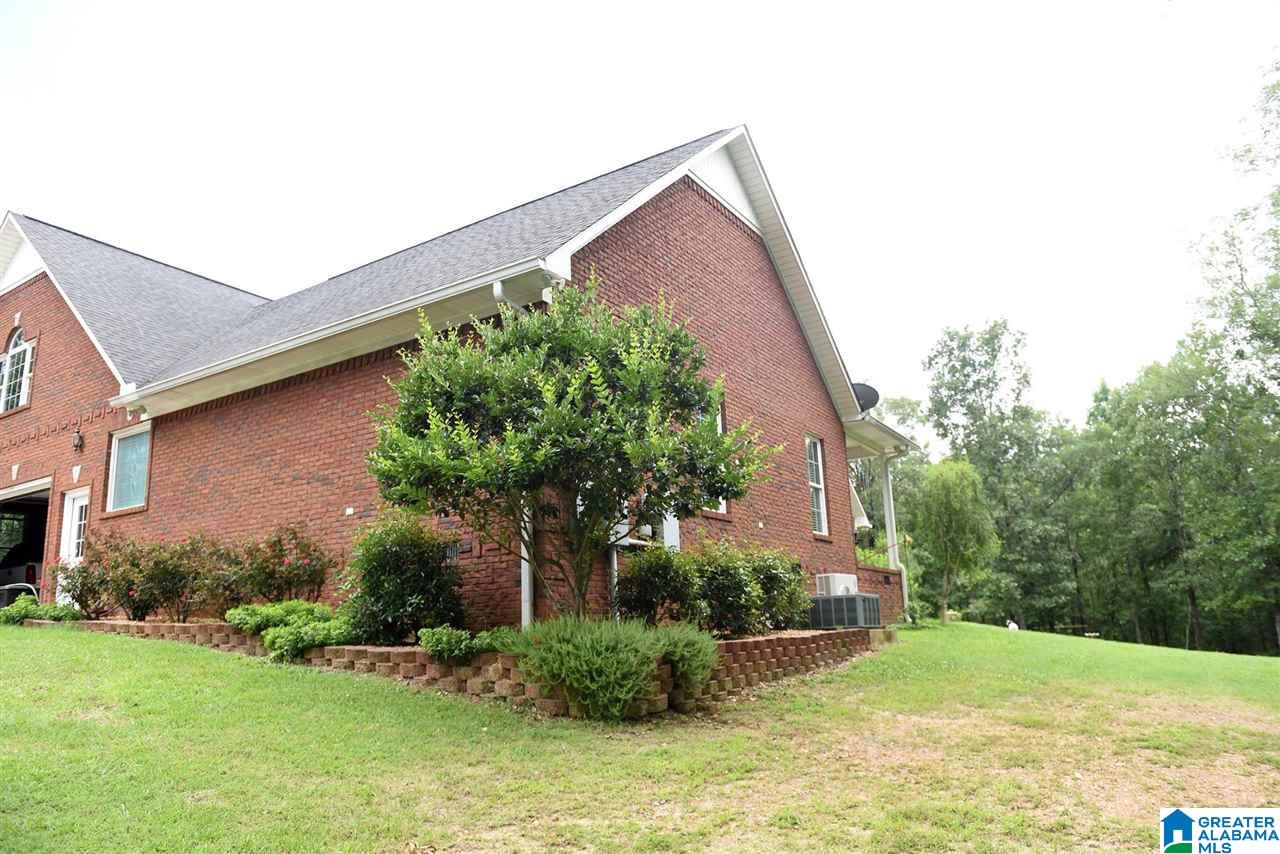 5517 Colvin Gap Gadsden, AL 35905 - Photo 5 of 16