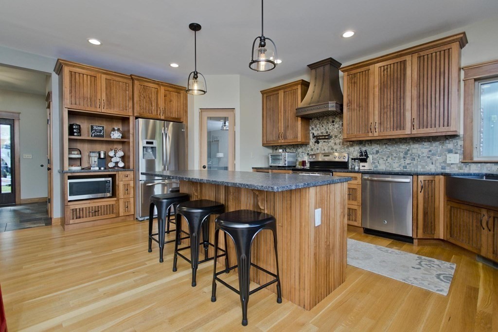 105 Sandy Beach Road Holland, MA 01521 - Photo 17 of 41