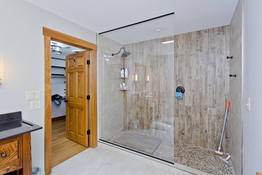 105 Sandy Beach Road Holland, MA 01521 - Photo 34 of 41