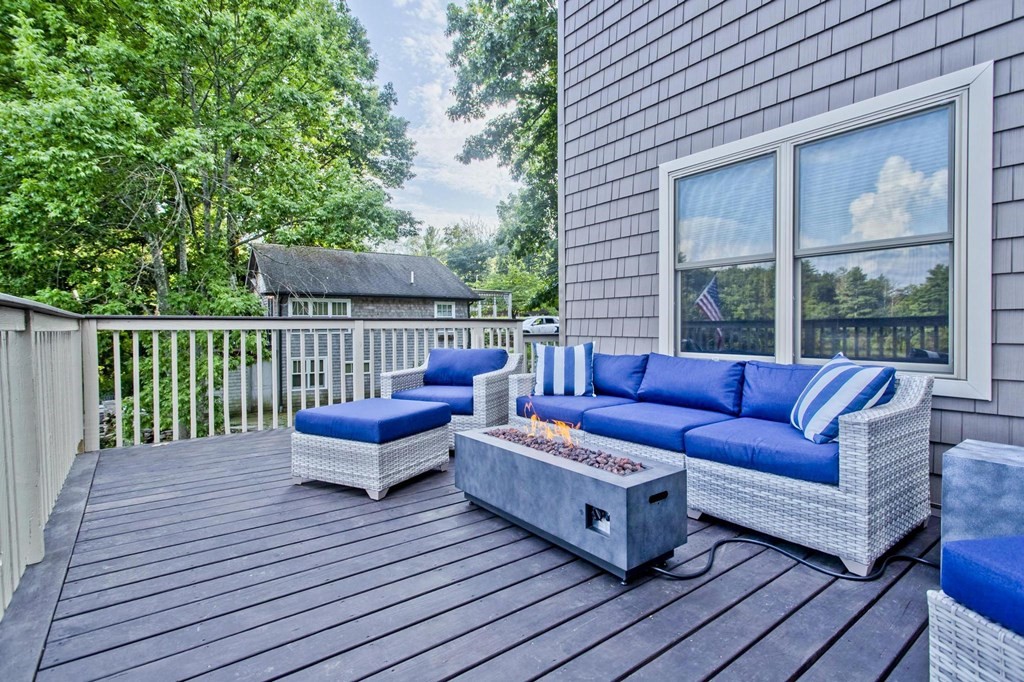 105 Sandy Beach Road Holland, MA 01521 - Photo 7 of 41