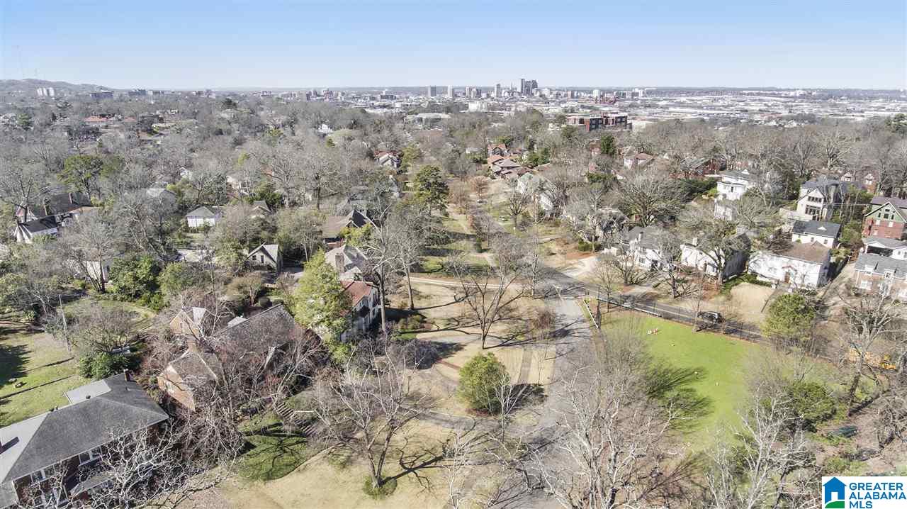 818 Essex Road Birmingham, AL 35222 - Photo 4 of 37