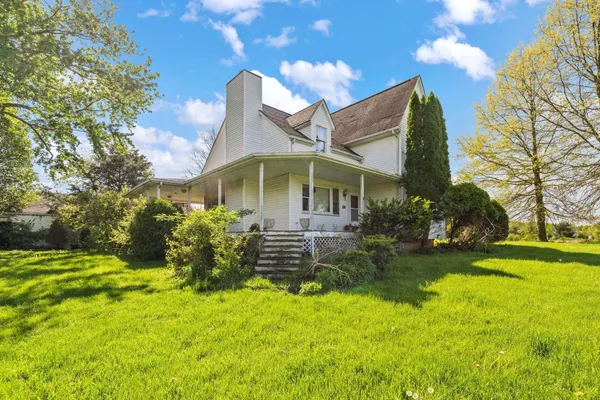 $800,000 | 2920 Burnside Road Northwest, Johnstown, OH 43031