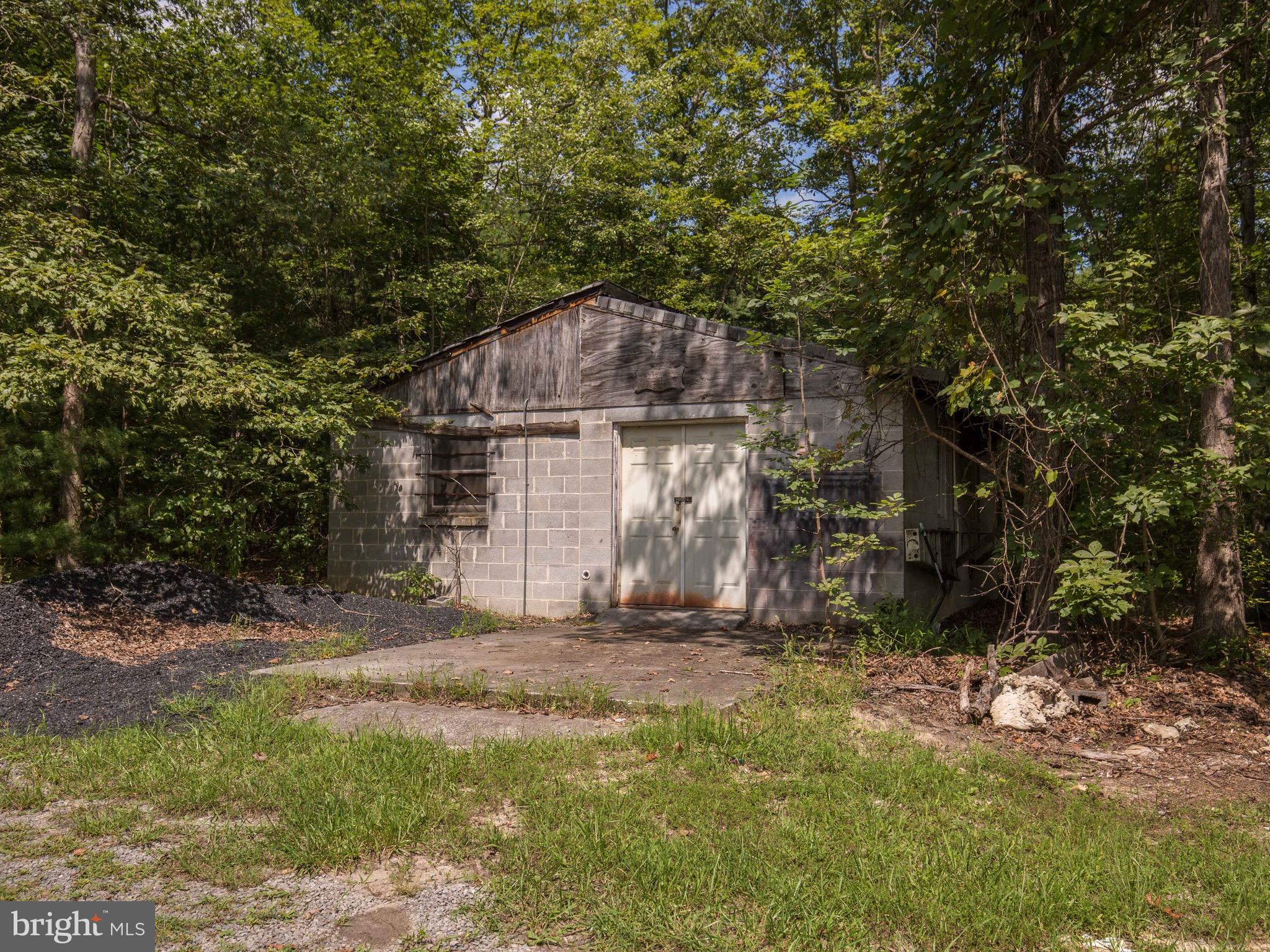 709 Cattail Road Winchester, VA 22603 - Photo 4 of 30 Exterior (General)