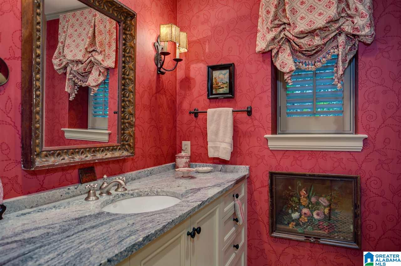 3057 Sterling Road Birmingham, AL 35213 - Photo 38 of 50