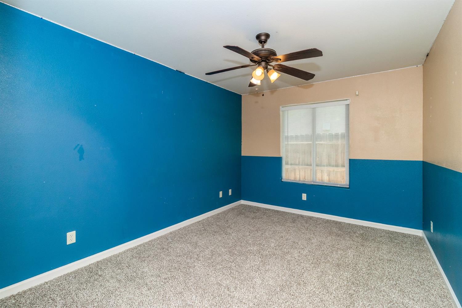 144 East Carpenter Avenue Reedley, CA 93654 - Photo 19 of 27 Gallery Image 19