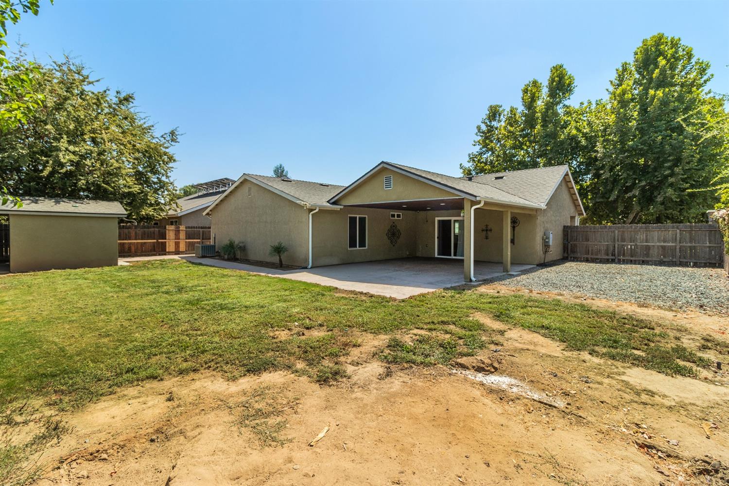 144 East Carpenter Avenue Reedley, CA 93654 - Photo 22 of 27 Gallery Image 22
