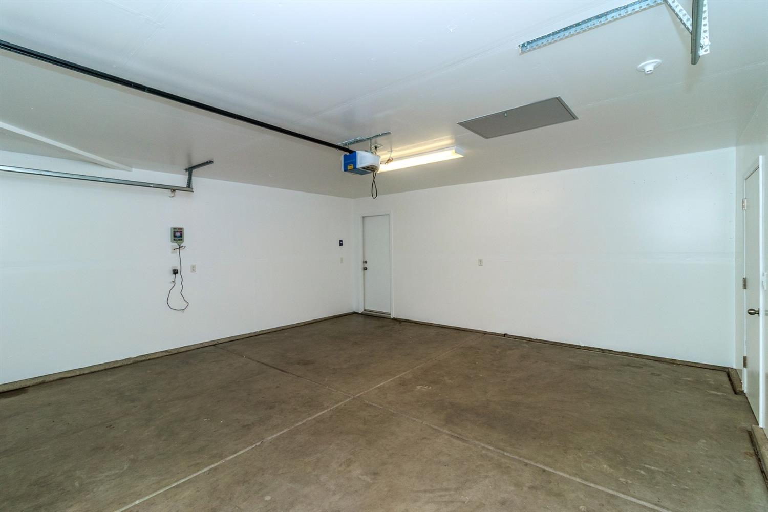 144 East Carpenter Avenue Reedley, CA 93654 - Photo 27 of 27 Gallery Image 27