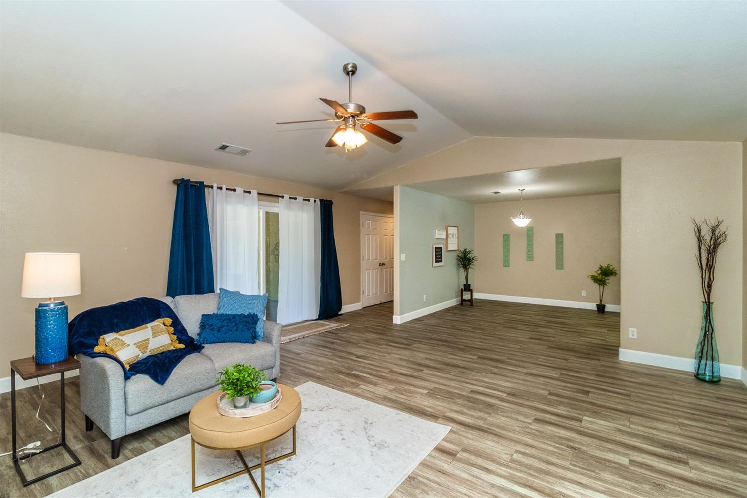 144 East Carpenter Avenue Reedley, CA 93654 - Photo 7 of 27 Gallery Image 7