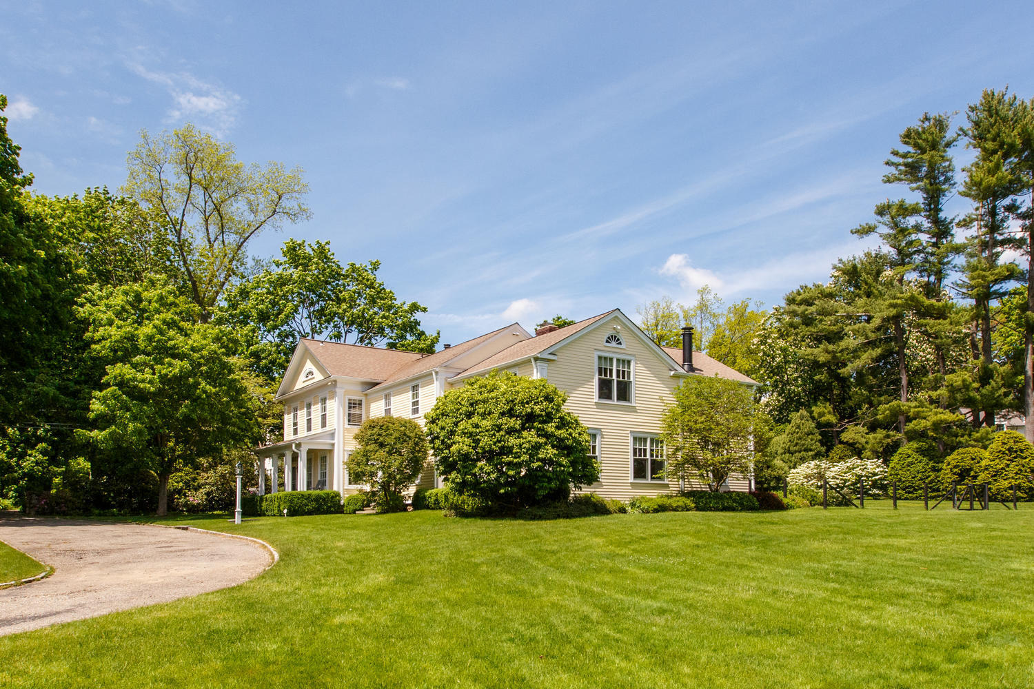 401 Brushy Ridge Road New Canaan, CT 06840 - Photo 1 of 34 401 Brushy Ridge Rd New Canaan-large-010