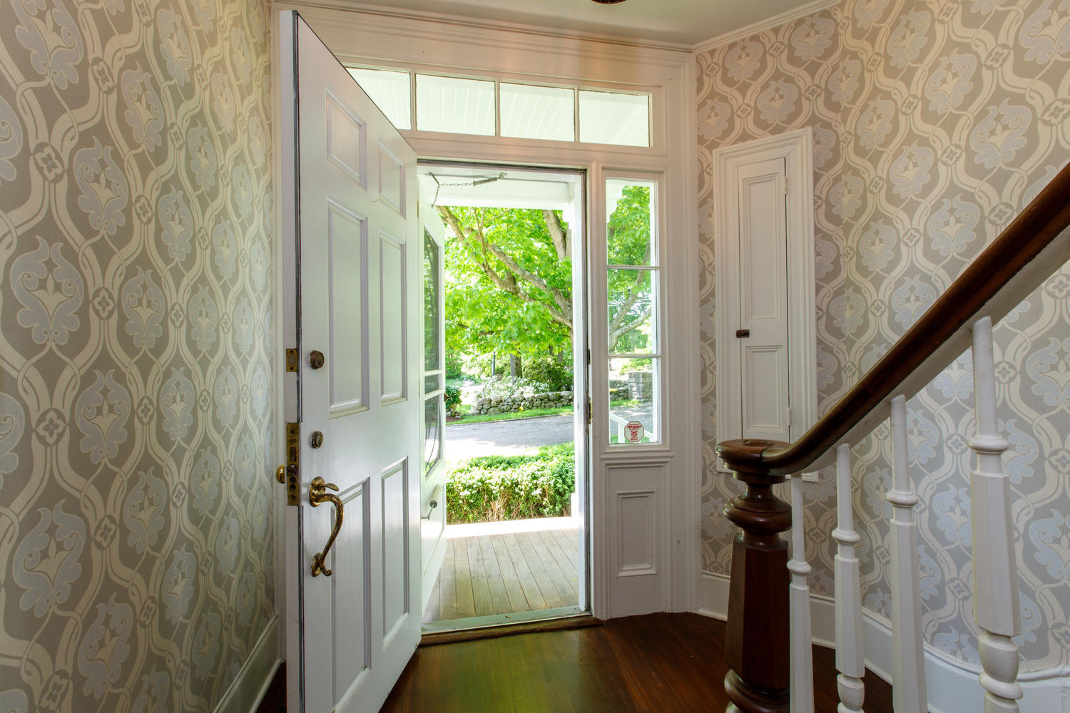 401 Brushy Ridge Road New Canaan, CT 06840 - Photo 16 of 34 401 Brushy Ridge Rd New Canaan-large-032
