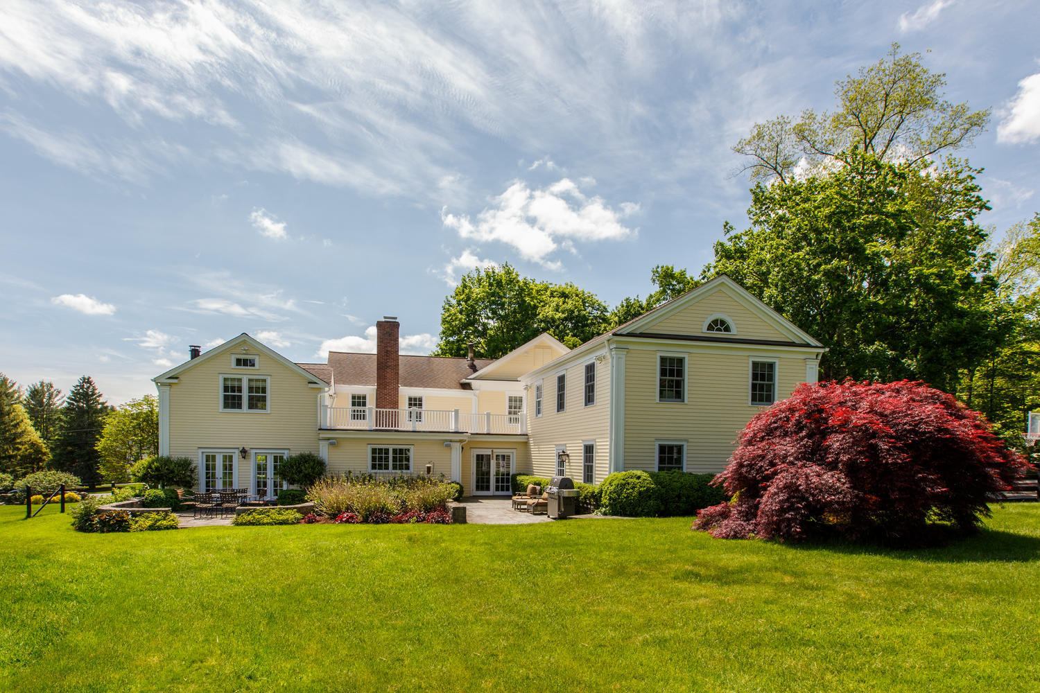 401 Brushy Ridge Road New Canaan, CT 06840 - Photo 2 of 34 401 Brushy Ridge