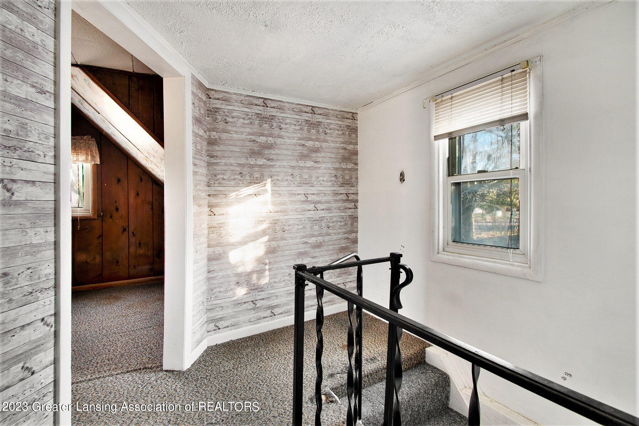 2010 East Cavanaugh Road Lansing, MI 48910 - Photo 13 of 22 014_ndp7383