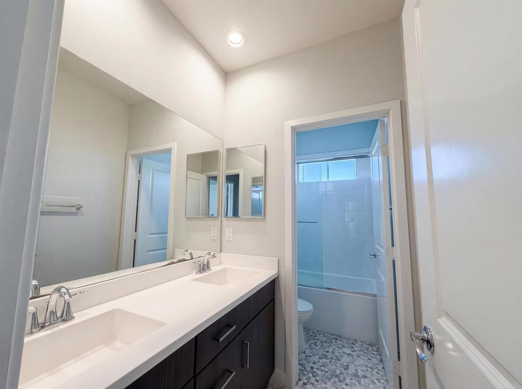 951 Camino Aldea Chula Vista, CA 91913 - Photo 20 of 31