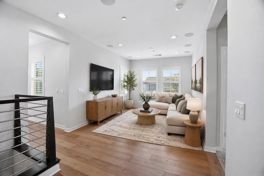 951 Camino Aldea Chula Vista, CA 91913 - Photo 21 of 60 AI-inhanced