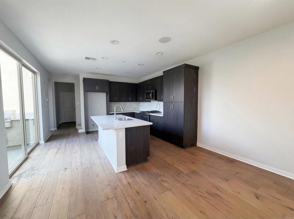 951 Camino Aldea Chula Vista, CA 91913 - Photo 10 of 31