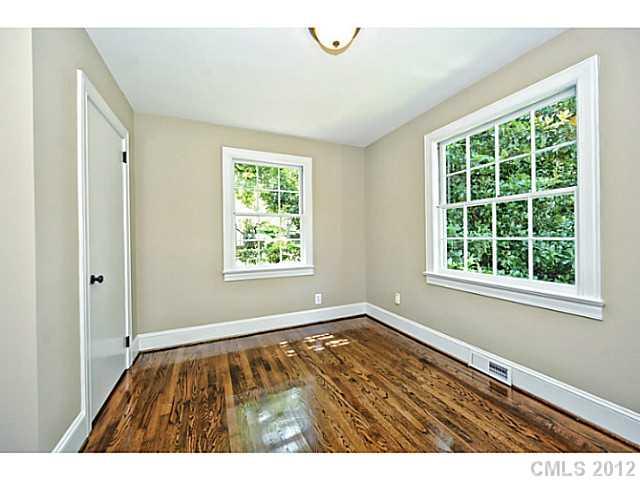 4201 Walker Road Charlotte, NC 28211 - Photo 11 of 16 Gallery Image 11