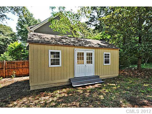 4201 Walker Road Charlotte, NC 28211 - Photo 14 of 16 Gallery Image 14