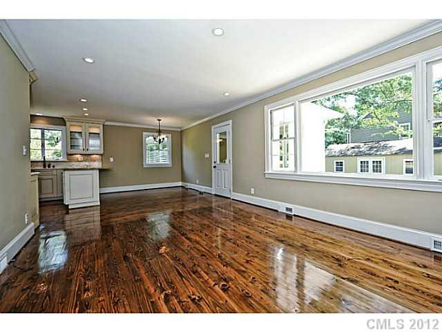 4201 Walker Road Charlotte, NC 28211 - Photo 7 of 16 Gallery Image 7
