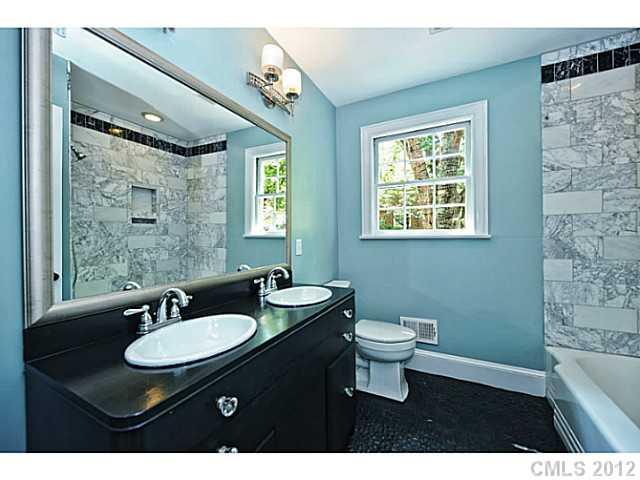 4201 Walker Road Charlotte, NC 28211 - Photo 8 of 16 Gallery Image 8