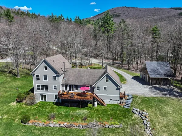 $946,000 | 880 Stonefence Road, Richmond, VT 05477
