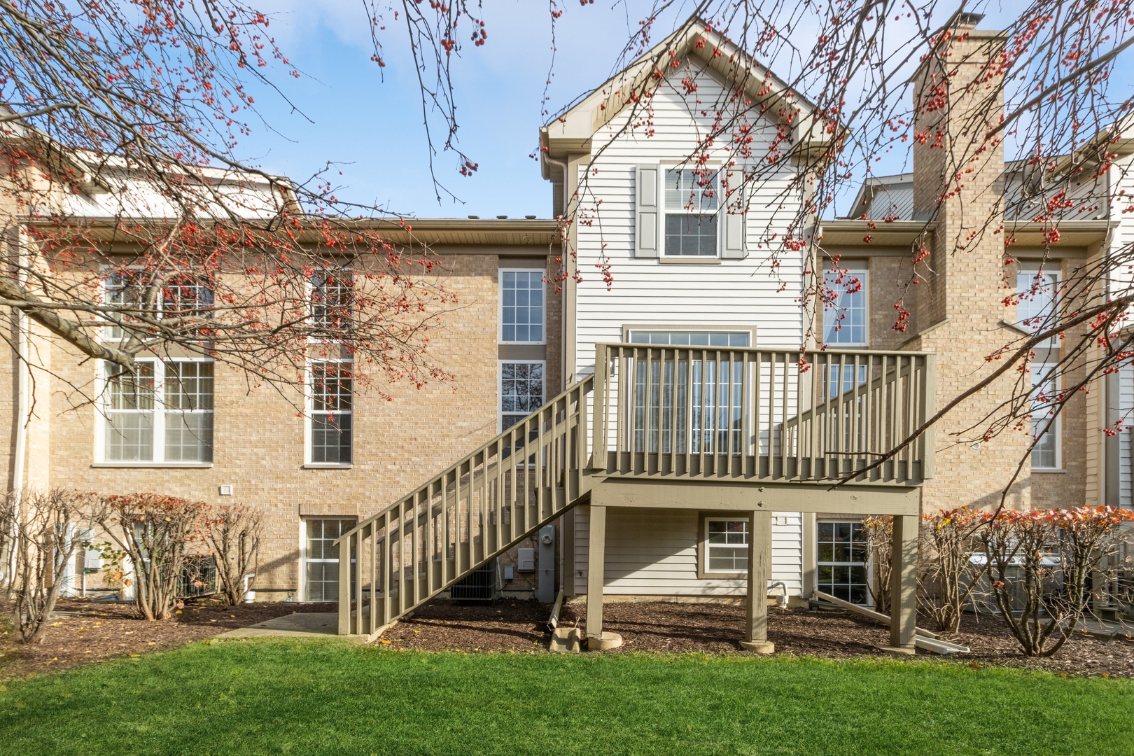 5471 McDonough Road Hoffman Estates, IL 60192 - Photo 2 of 32 a view of a house with a yard