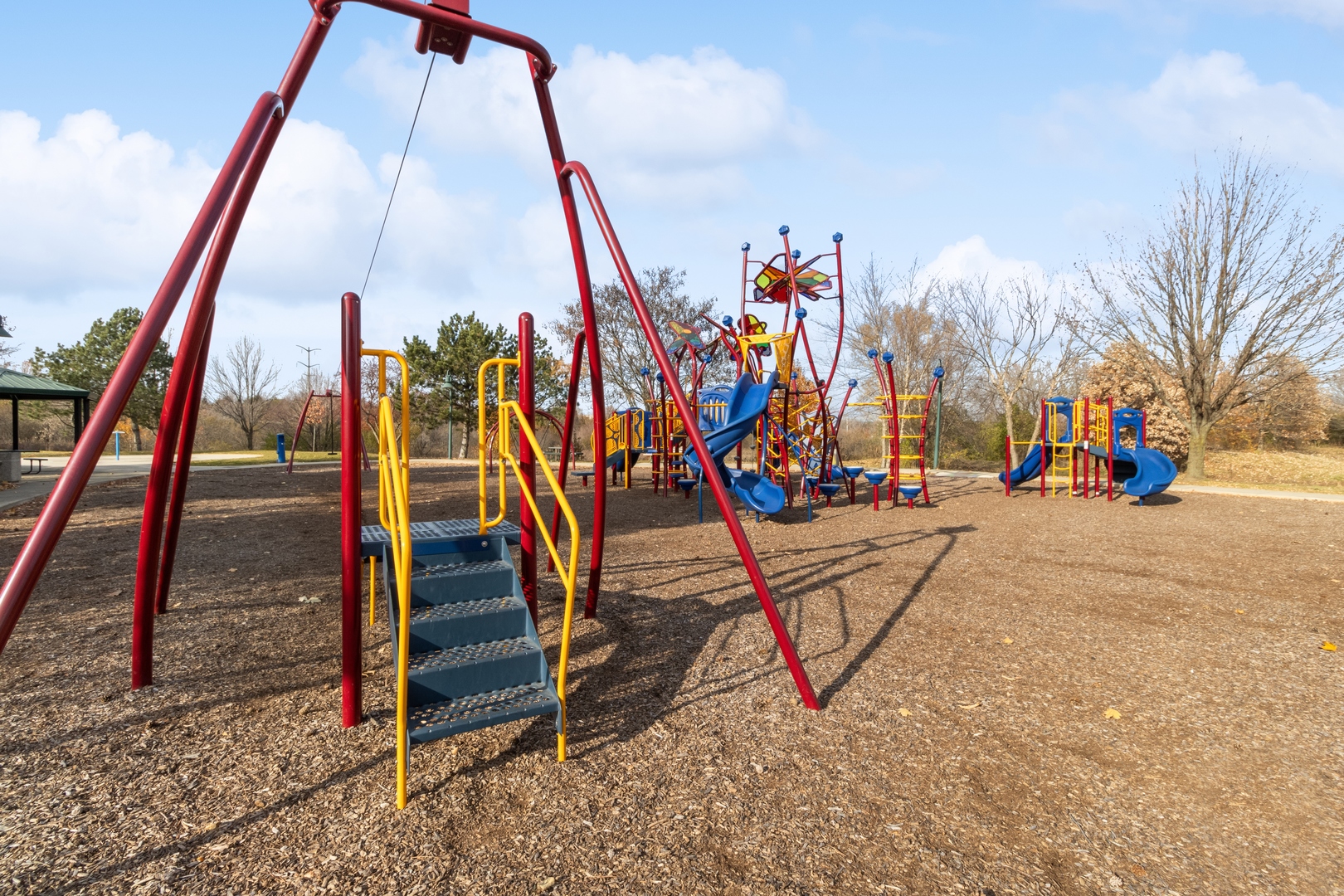 5471 McDonough Road Hoffman Estates, IL 60192 - Photo 27 of 32 a view of outdoor space