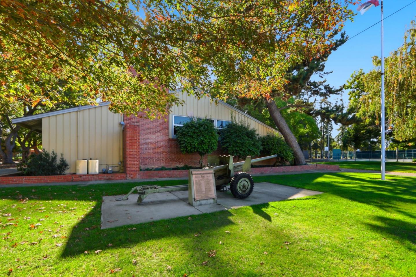 213 Clarence Avenue Sunnyvale, CA 94086 - Photo 38 of 45