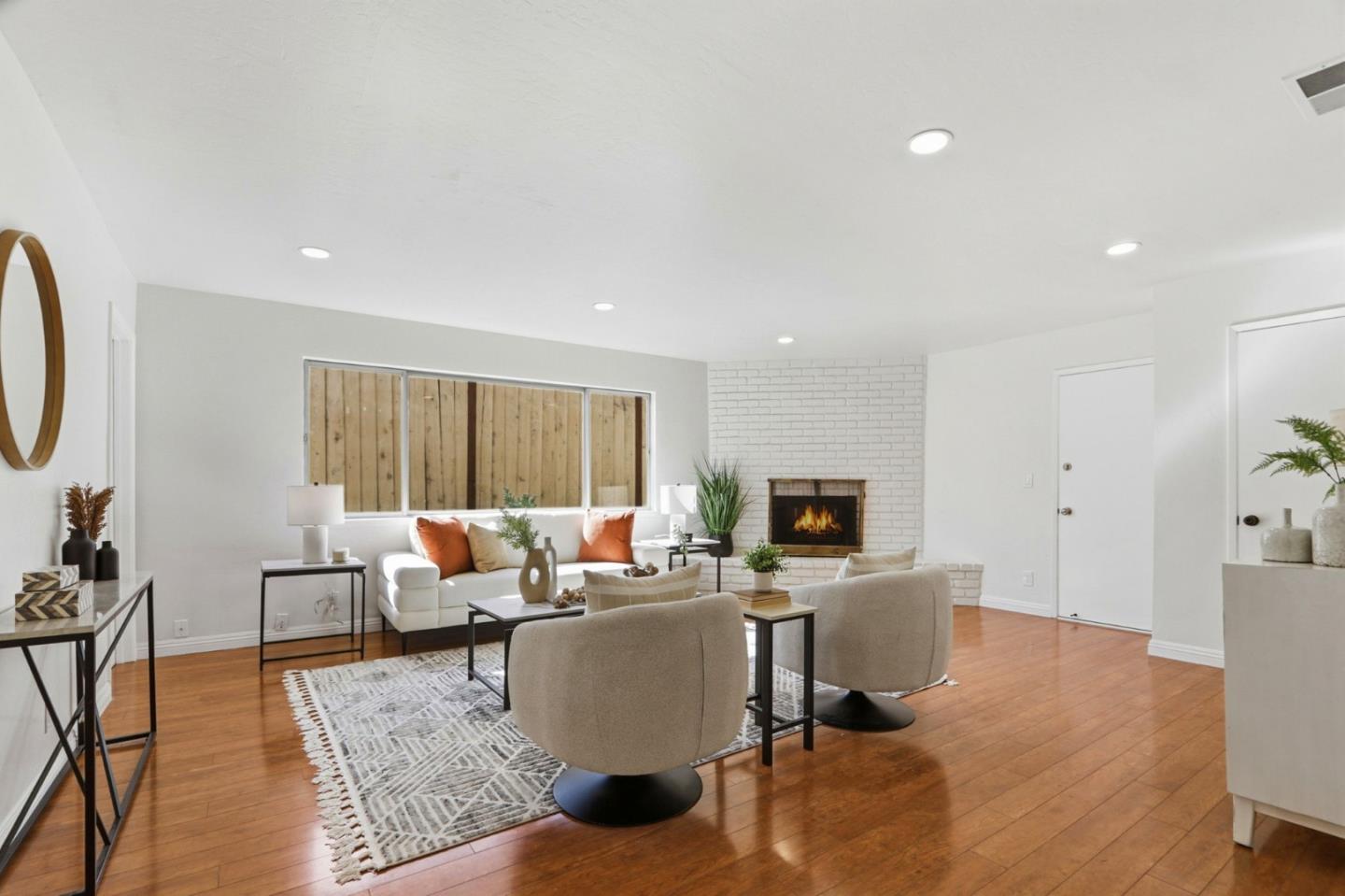 213 Clarence Avenue Sunnyvale, CA 94086 - Photo 8 of 45