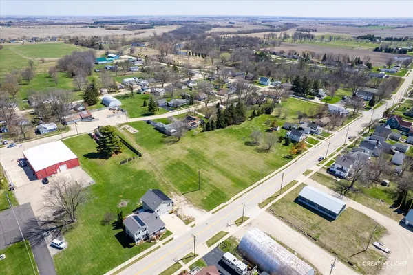 $75,000 | 237 Peru Street, Paw Paw, IL 61353