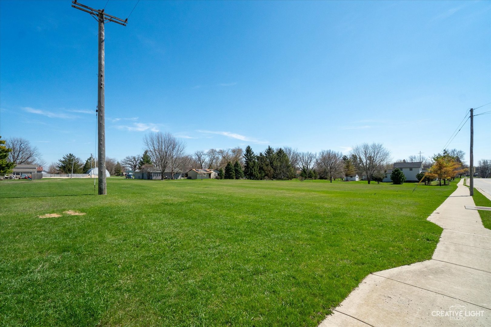 237 Peru Street Paw Paw, IL 61353 - Photo 8 of 11