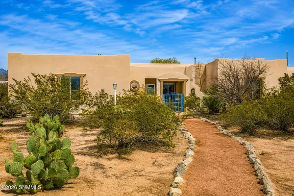 $579,000 | 4300 Diamondback Drive, Las Cruces, NM 88011