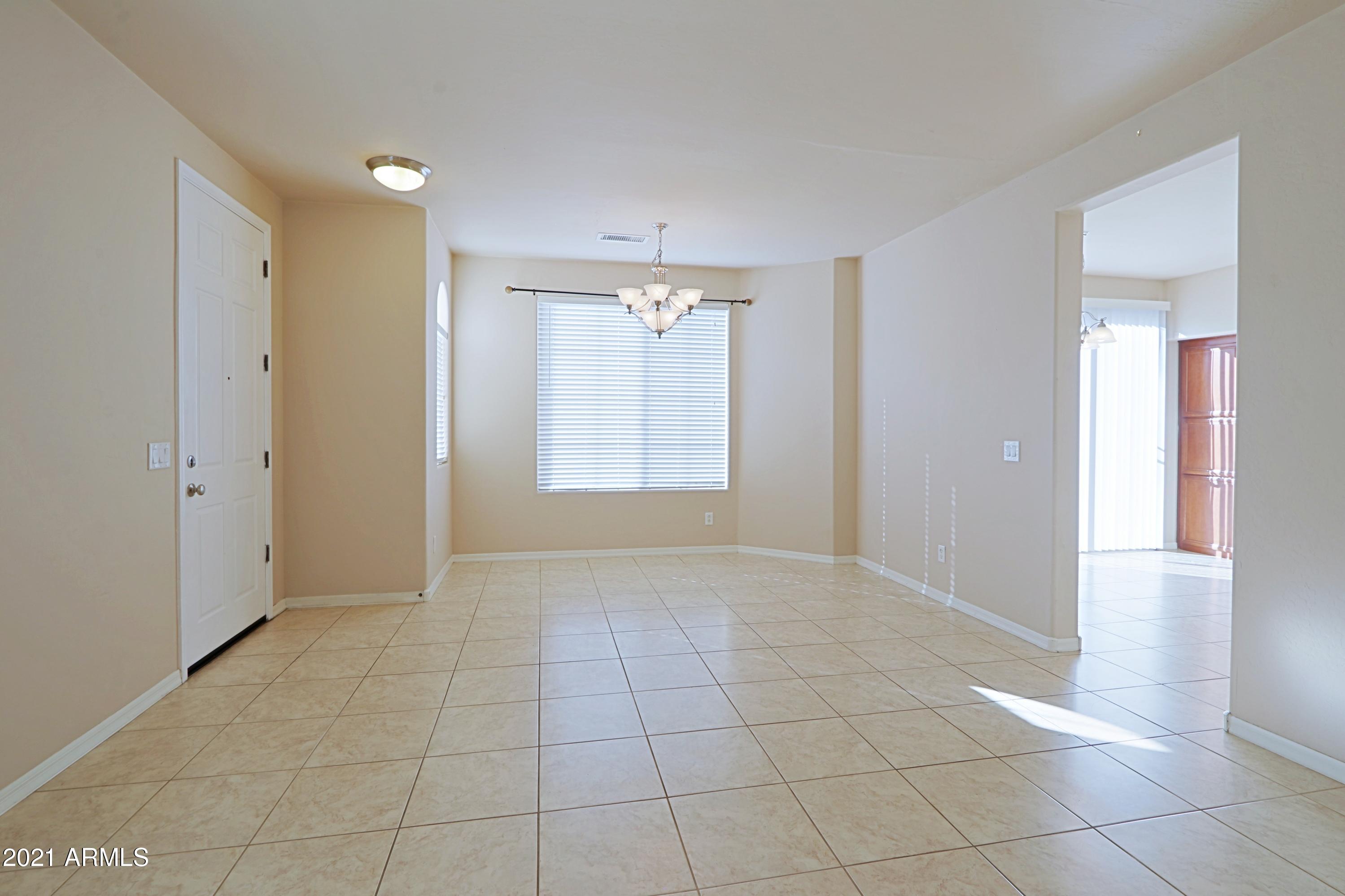 3416 West Florimond Road Phoenix, AZ 85086 - Photo 16 of 41 Dining Room